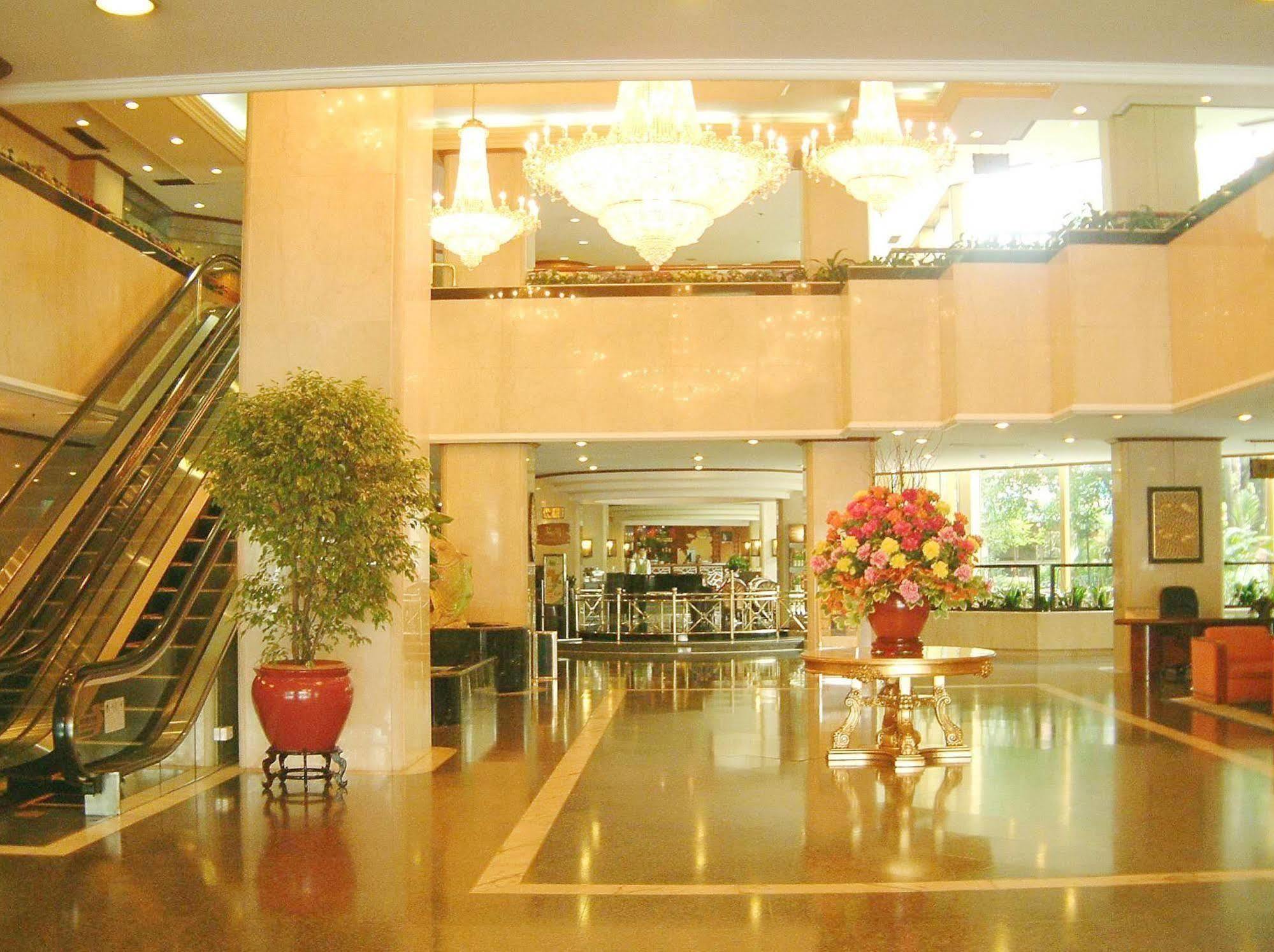 فندق تشونغشانفي  Fuhua المظهر الخارجي الصورة
